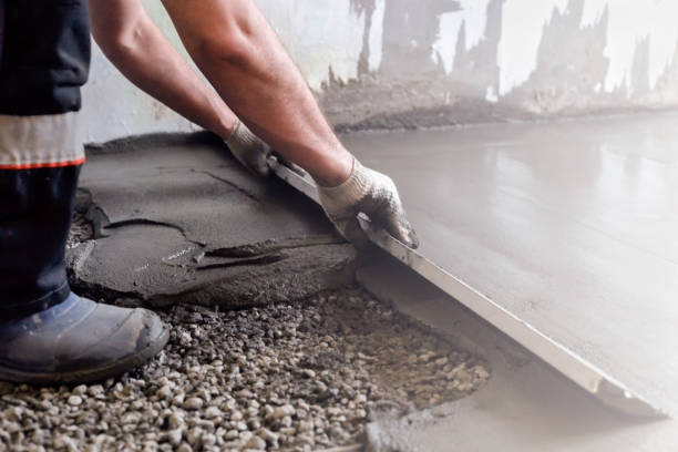 Best Custom Concrete Contractor  in March Ar, CA